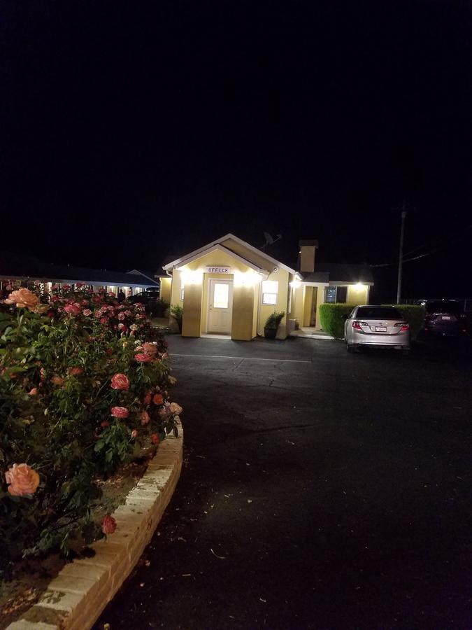 Edgewood Motel Віллітс Екстер'єр фото